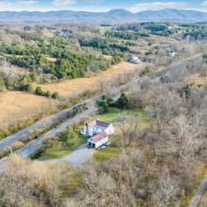 15-DJI_20251113152025_0085_D_MIB