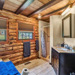 Cottage - Full Bath -Entry Lvl