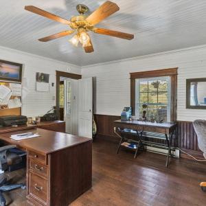 Farmhouse - Bedroom 1
