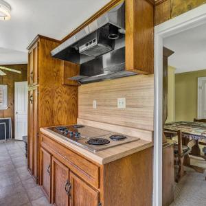 Farmhouse - Kitchen02