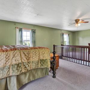 Farmhouse - Master Suite Upper Lvl02