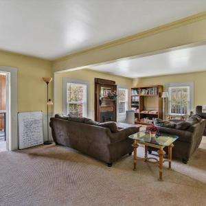 Farmhouse - Nice Floor Plan