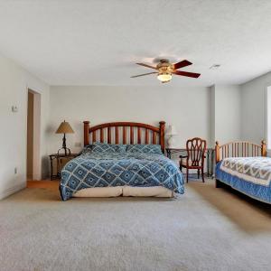 Main House - Master #1 Upper Lvl01