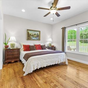 22-4133 Grove Hill Rd-22