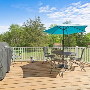 16-4133 Grove Hill Rd-16
