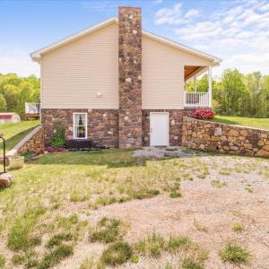 36-4133 Grove Hill Rd-36