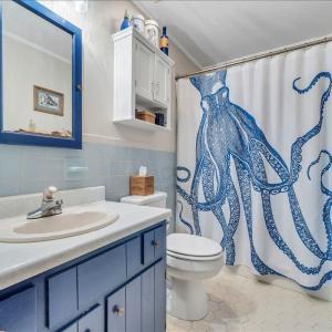 Full Bath - Entry