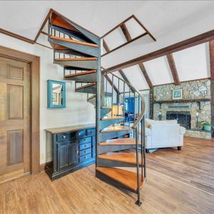 Staircase to Upper
