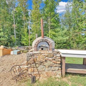 Brick Pizza Oven