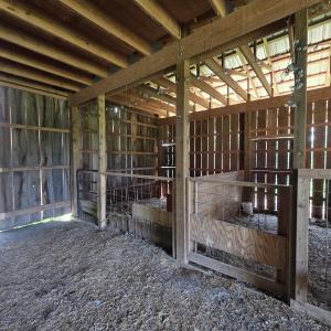 Barn