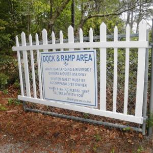 White Oak Landing common area - sign