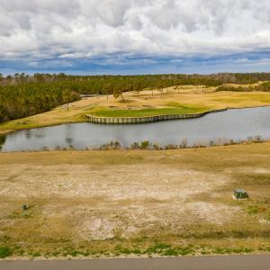 Beautiful Golf-Course Front Lot