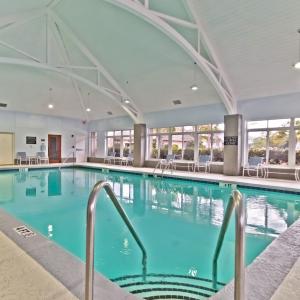 OWNERS' CLUBHOUSE - INDOOR POOL