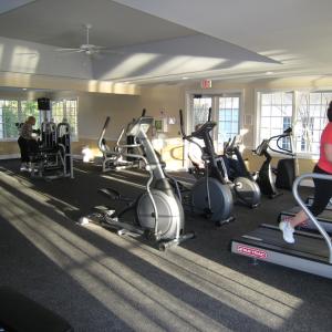 6 WR fitness center in use