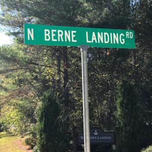 Mariner's Landing-Street Sign