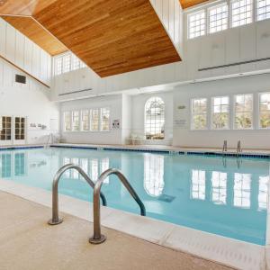 new indoor pool2