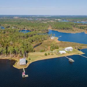 683 Pinecrest Road-17