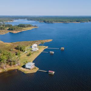 683 Pinecrest Road-18