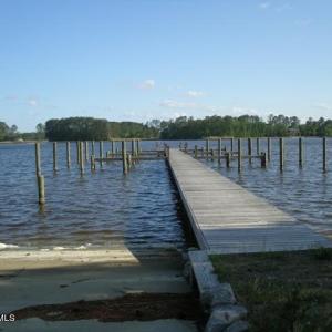 Winfield EstateCommon Boat Ramp an