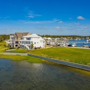 Private Waterfront Lot Overlooking Sound