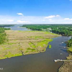 Queens Creek Frontage