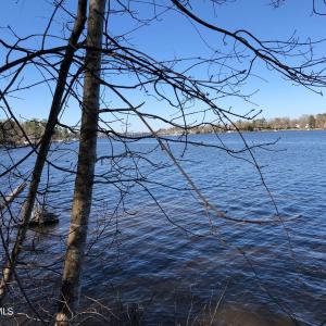 20180403190350650541000000-o