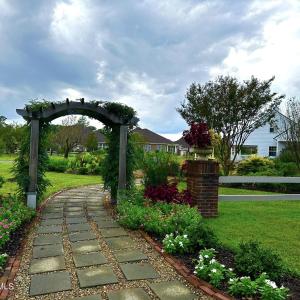 382492942_10231445508065086_237047417743