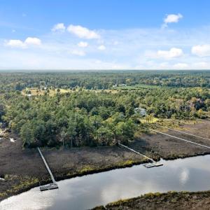 106 Neusiok Drive
