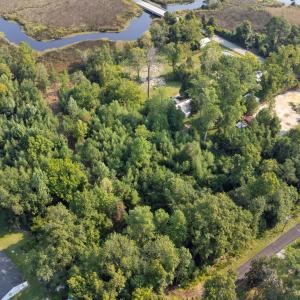 2 Dees Avenue, Bayboro NC