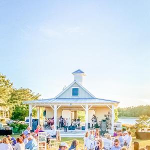 Amphitheater 2 (Large)