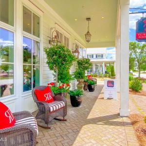 Red Rickshaw (Large)