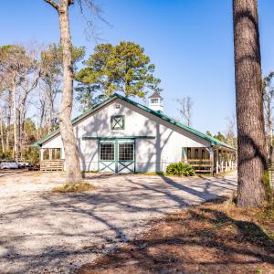 820 Laurel Rd View