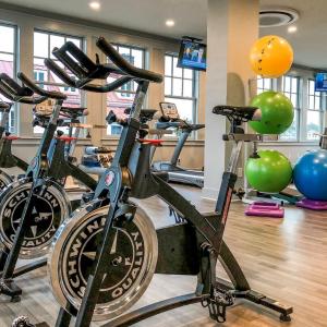 Club Fitness Center