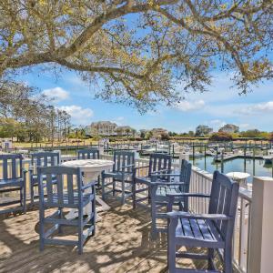 Marina Dock House