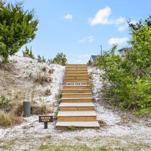005_517_beach_road_north-5