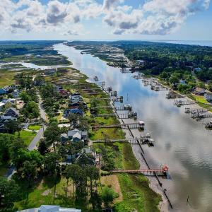 2616MarinersWaySE - 10