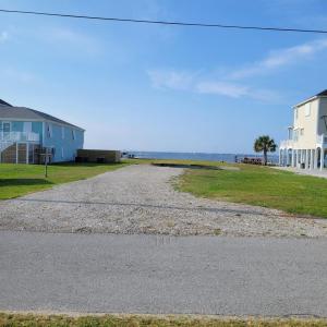 Road view of lot