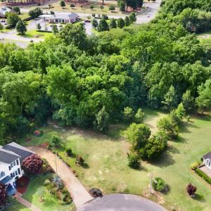 1-1104 Wessex Ct-1