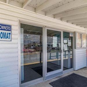 Rogers Bay Laundrymat
