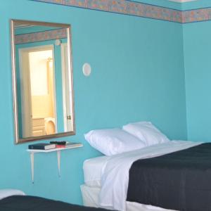 motel downstairs
