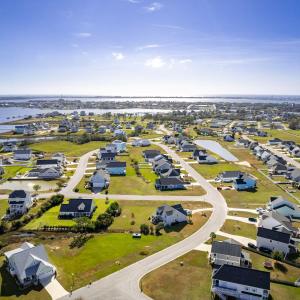 Mariners Pointe lot