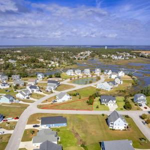 1602 Mainsail Road, Morehead City