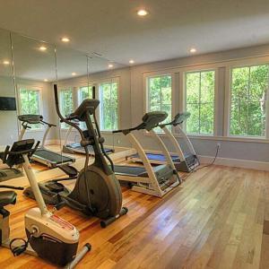 COTTAGES AT PRICES CREEK