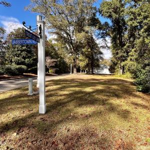 COTTAGES AT PRICES CREEK