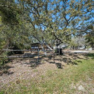 6808 E Oak Island Dr