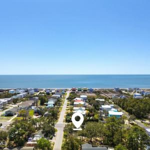 6808 E Oak Island Dr
