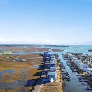 Lot 62, Arial down canal, to OIB and oce