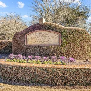 Entrance Sign