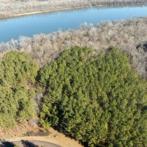 Riverbluff Ln