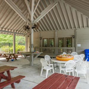 RIVER RUN PLANTATION  (011)